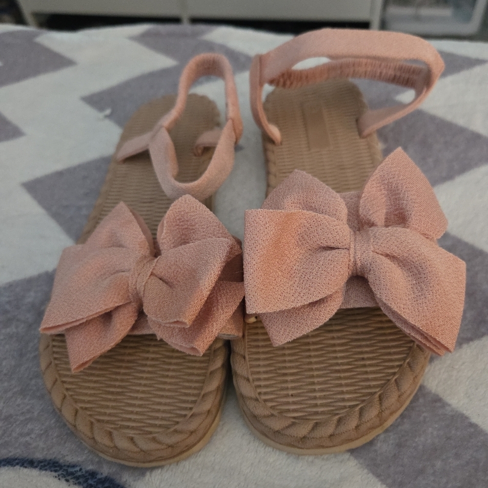 Pink Bow Sandals